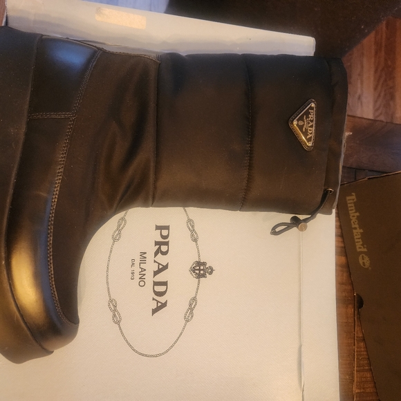 Prada snow boots size 10 - Picture 3 of 9